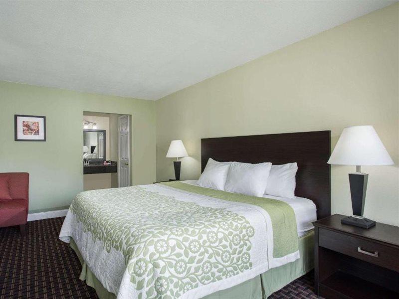 Days Inn By Wyndham Jellico - Tennessee State Line Εξωτερικό φωτογραφία