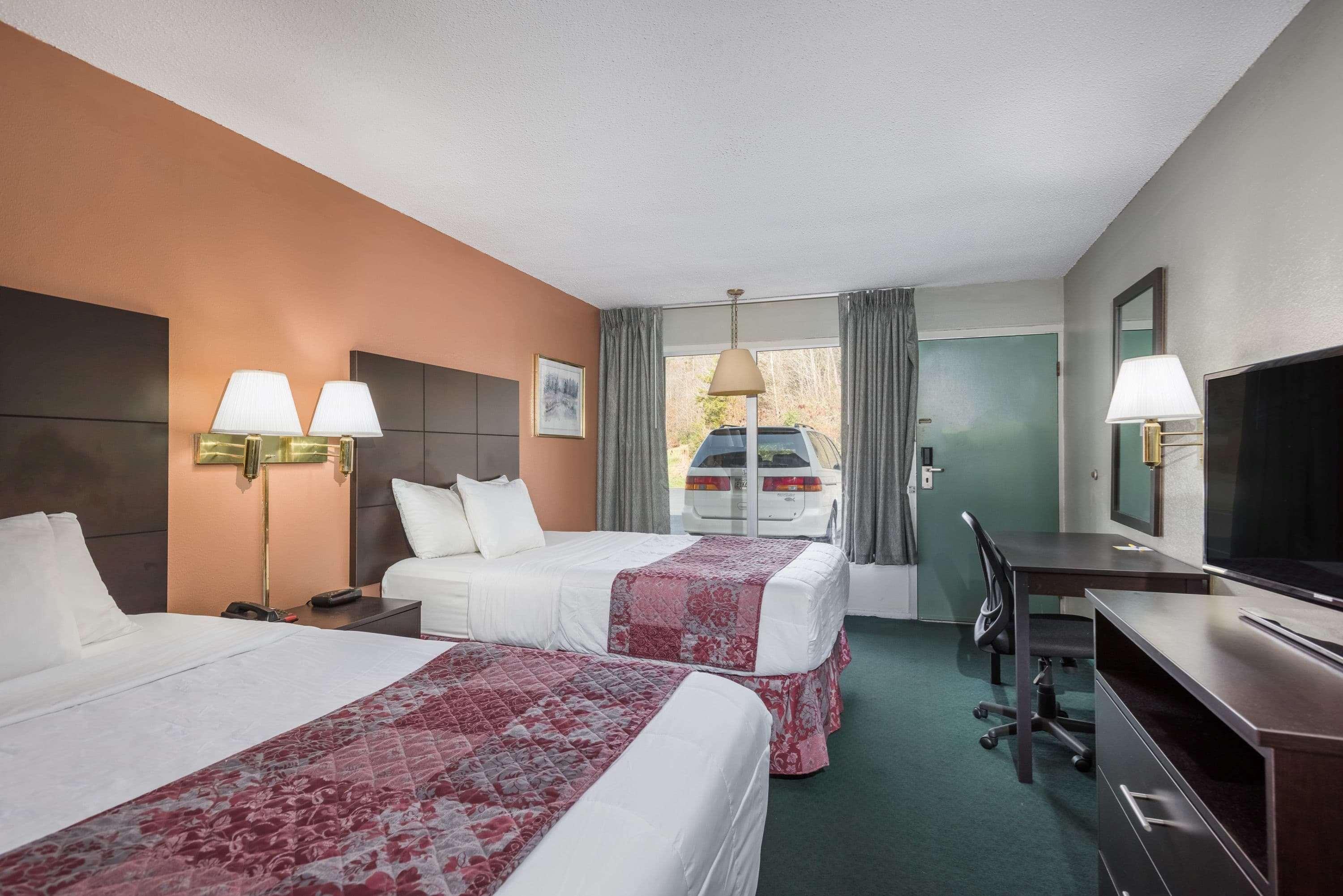 Days Inn By Wyndham Jellico - Tennessee State Line Εξωτερικό φωτογραφία